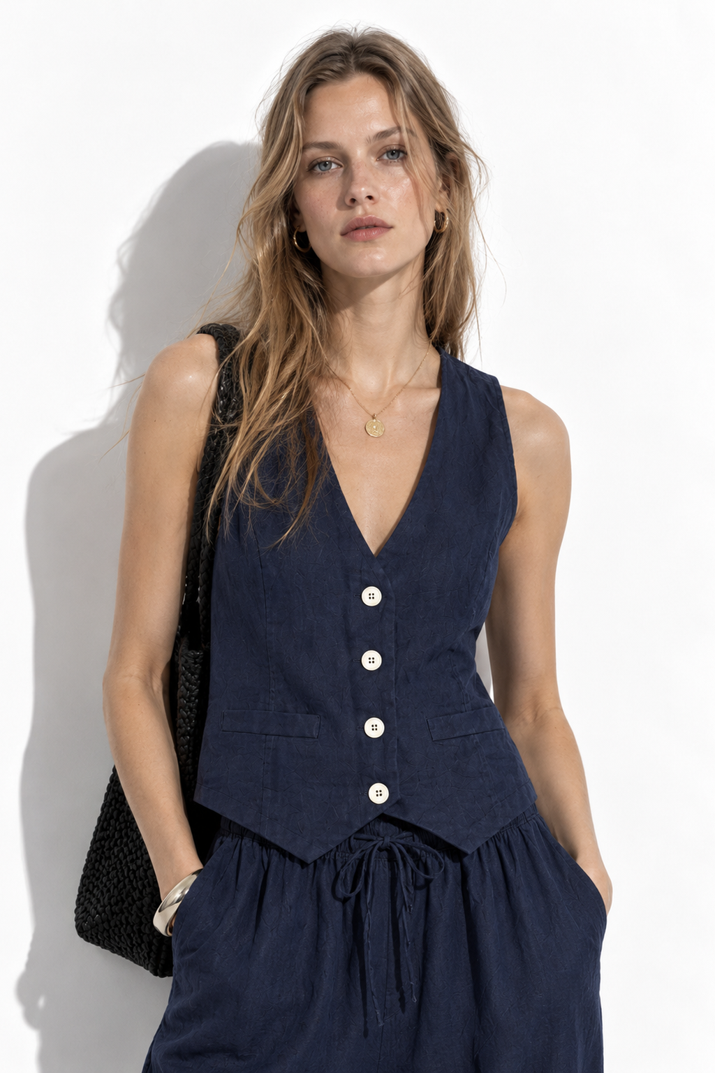 Completo Gilet e Pantaloni in Ramie | Look Estivo Casual Chic