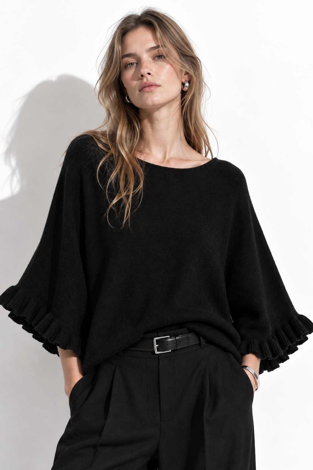 Maglia Loose a Maniche Svasate con Balze | Stile Casual