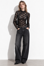 Top in Pizzo con Colletto Mandarino e Nodi | Stile Elegante