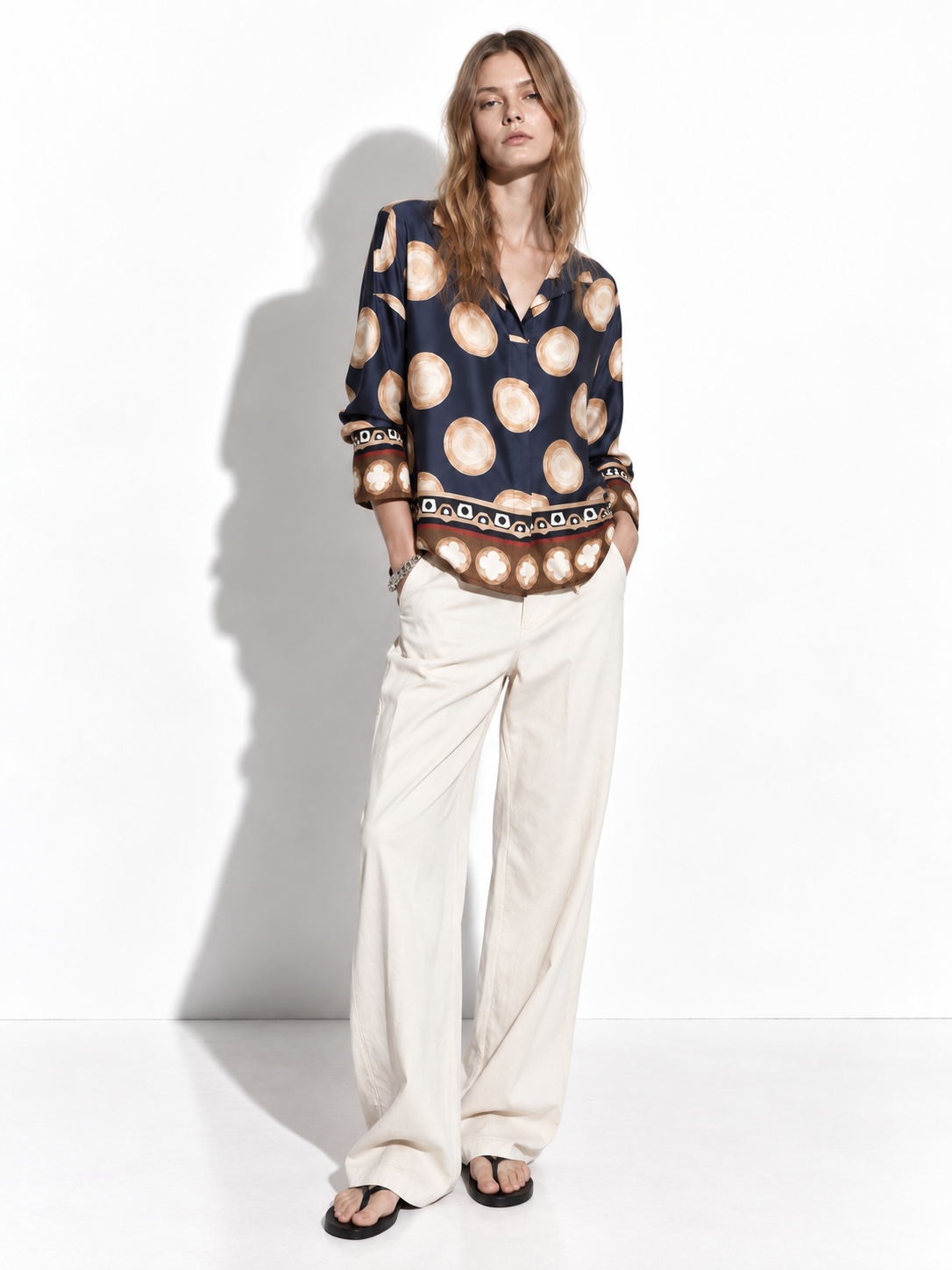 Camicia a Maniche Lunghe con Collo a Risvolto | Stile Casual