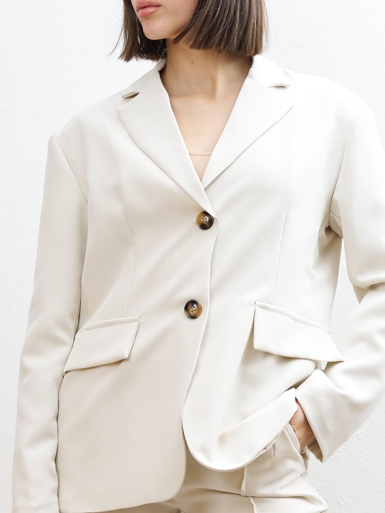 URBANREVERSE Tailleur Set Blazer Trousers Women Suit Co Ord Set Elegant Suit Outfit Chic Minimal Blazer Pants Set Office Look Business Outfit Formal Wear Street Style Smart Casual TikTok Viral Fashion Trend Spring Summer Outfit Made in Italy