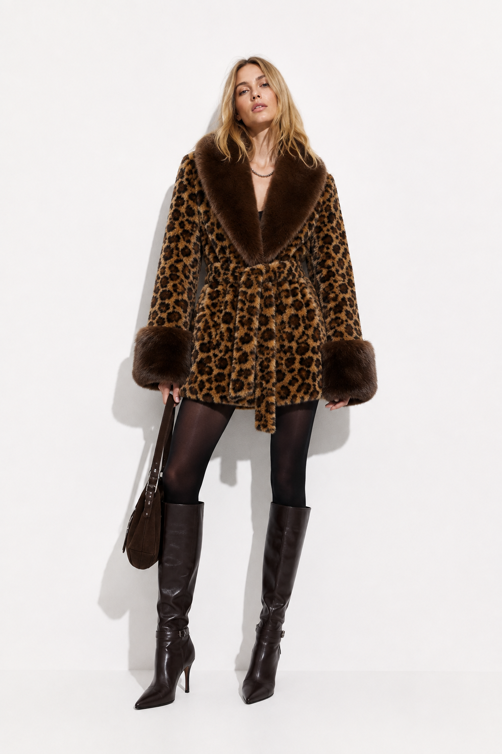 Cappotto Teddy in Pelliccia Sintetica con Cintura | Eleganza Invernale