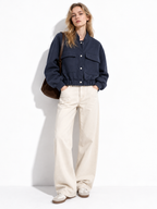 Giacca Corta con Collo Alto e Grandi Tasche | Stile Casual
