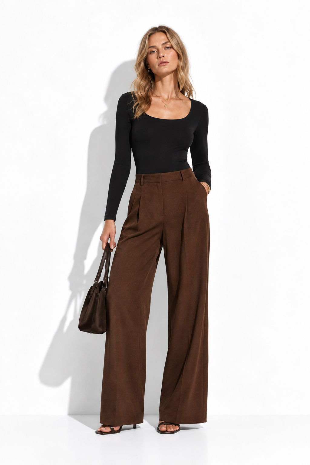 Tuta a Costine Maniche Lunghe con Scollo Quadrato | Basic Slim