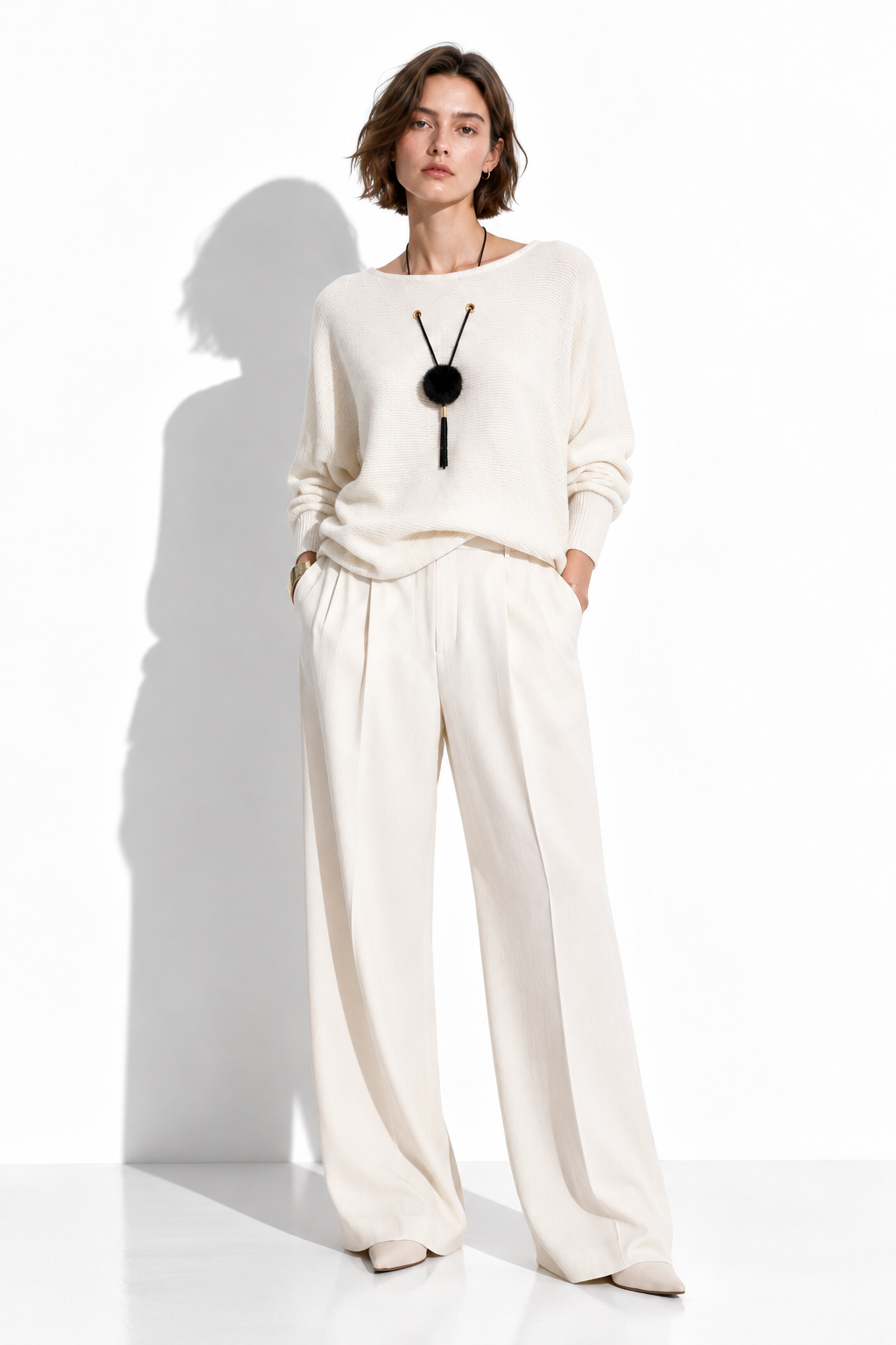 Maglia a Maniche Ampia con Collana Inclusa | Stile Casual