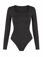 Tuta a Costine Maniche Lunghe con Scollo Quadrato | Basic Slim
