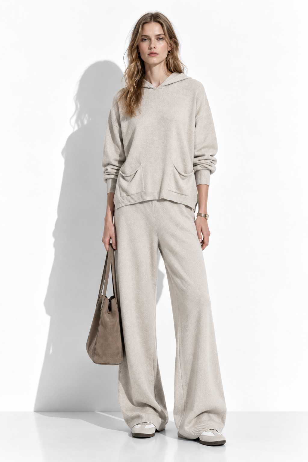 Knitted Set with Hood and Wide-Leg Pants | Casual Style