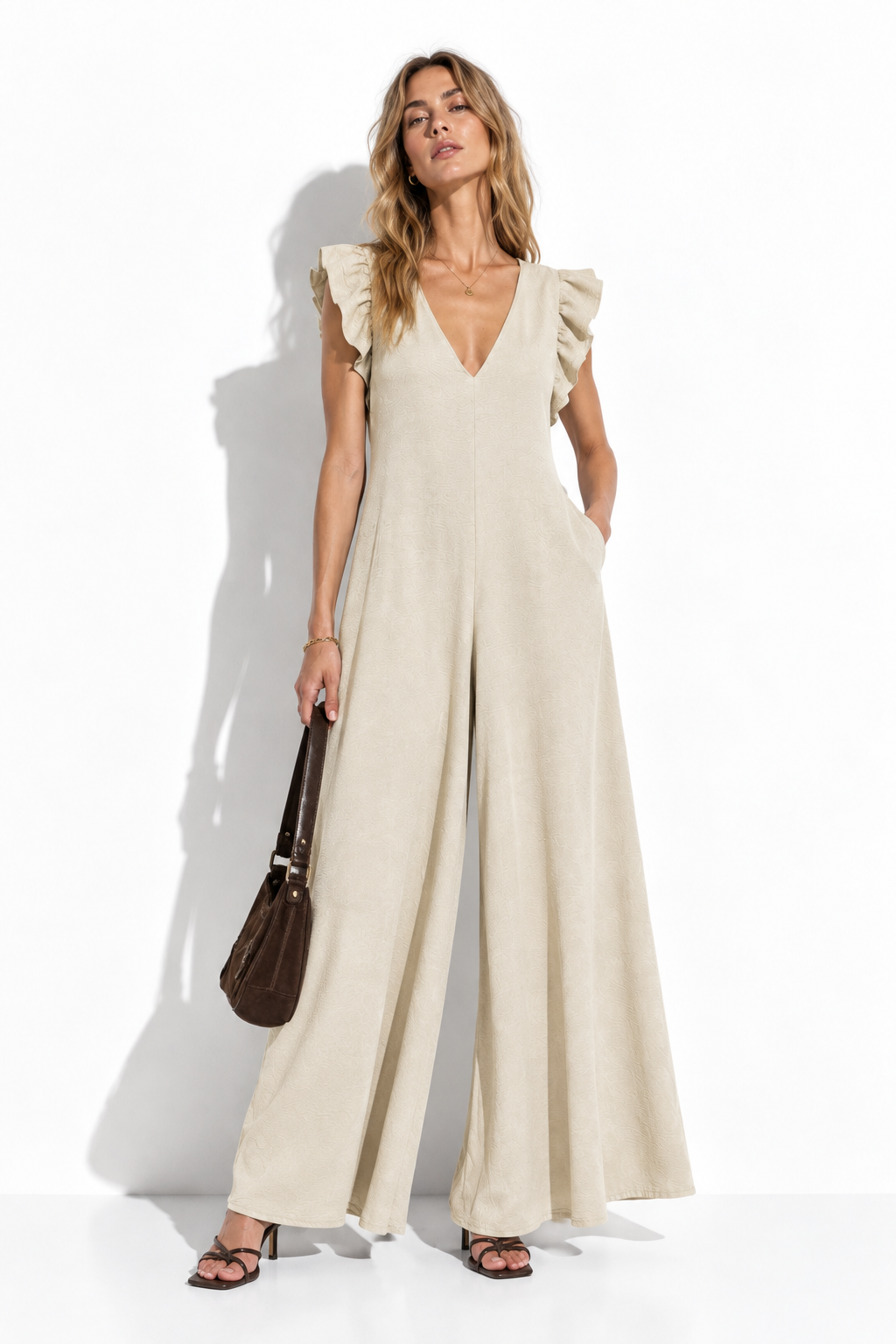 Tuta Militare a Gamba Larga con Spalline Arricciate | Casual Chic