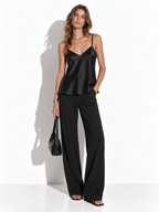 Top in Raso con Spalline Sottili | Look Estivo Chic