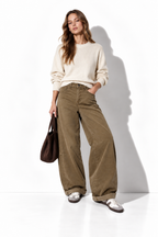 Jeans a Vita Alta con Gamba Larga | Stile Casual