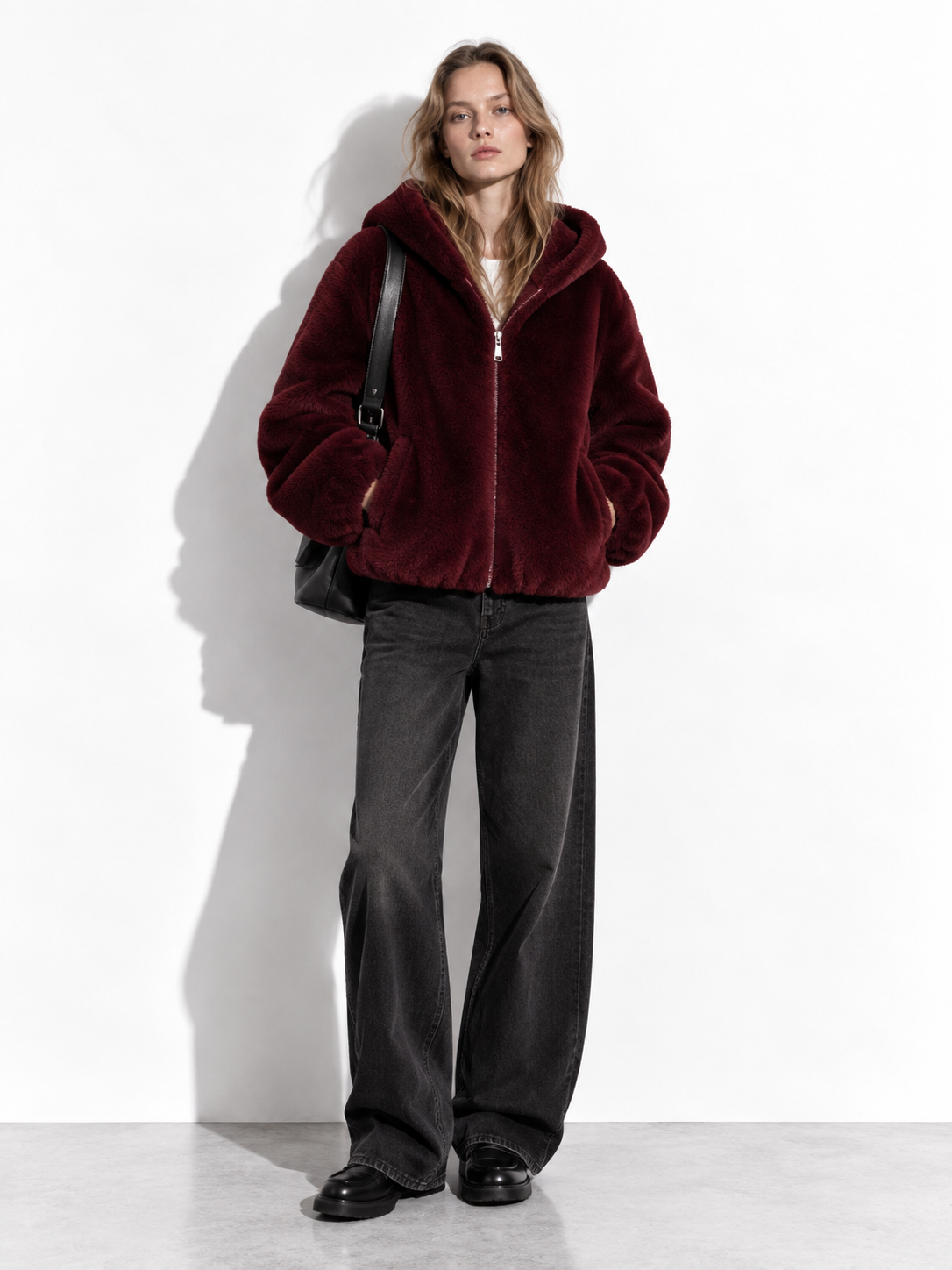 Giacca in Pelliccia Finta con Cappuccio | Stile Invernale