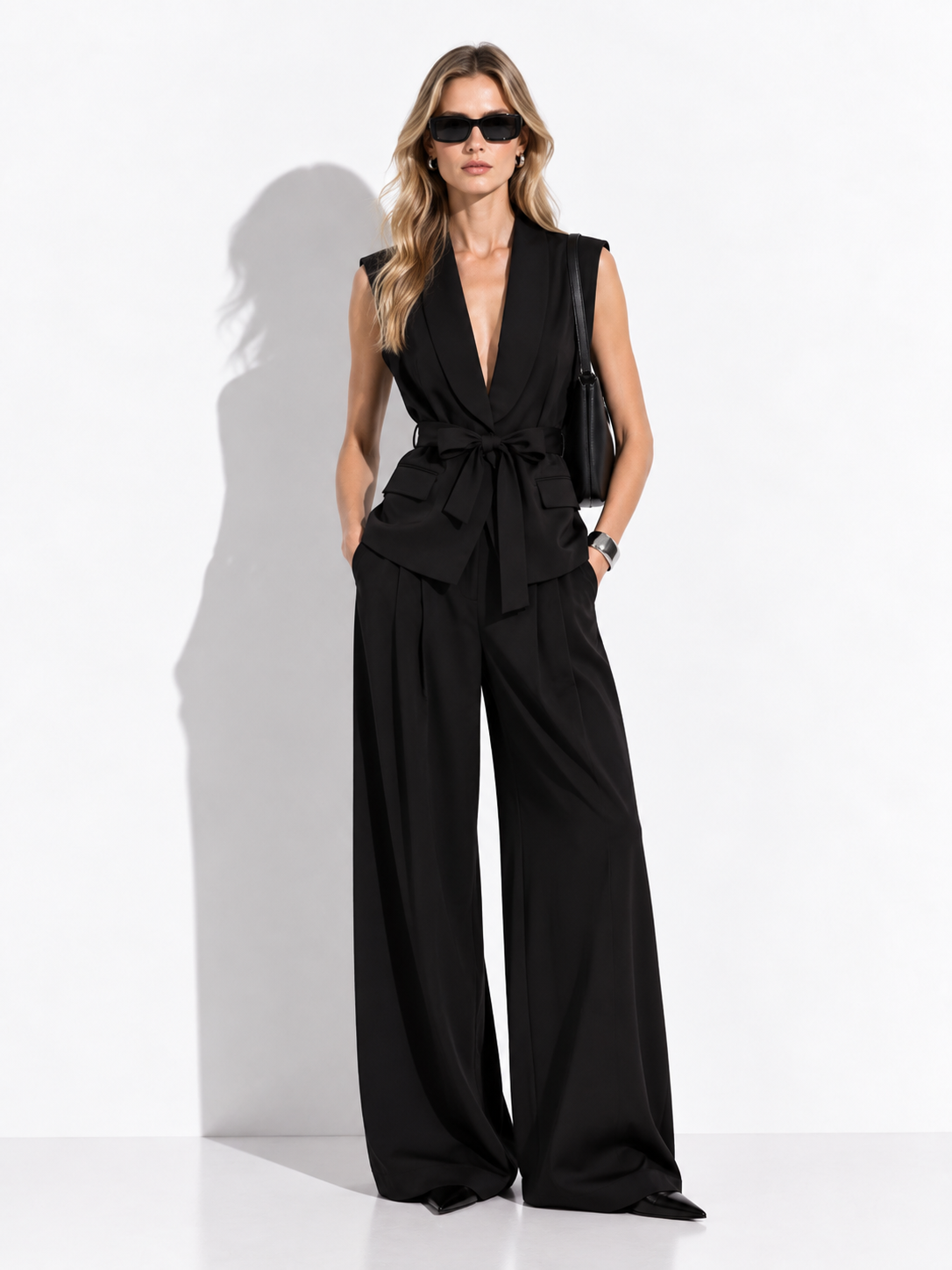 Completo con Gilet Senza Maniche e Pantaloni Palazzo | Eleganza Moderna