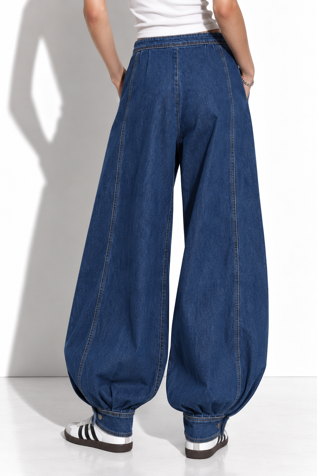 Jeans a Vita Alta con Gamba a Palloncino | Stile Casual