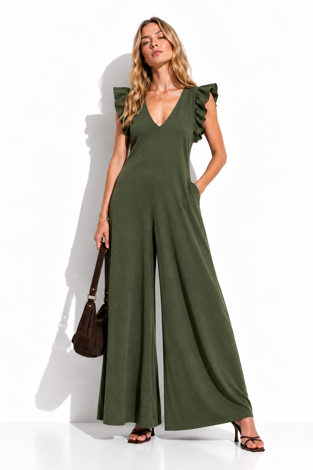 Tuta Militare a Gamba Larga con Spalline Arricciate | Casual Chic