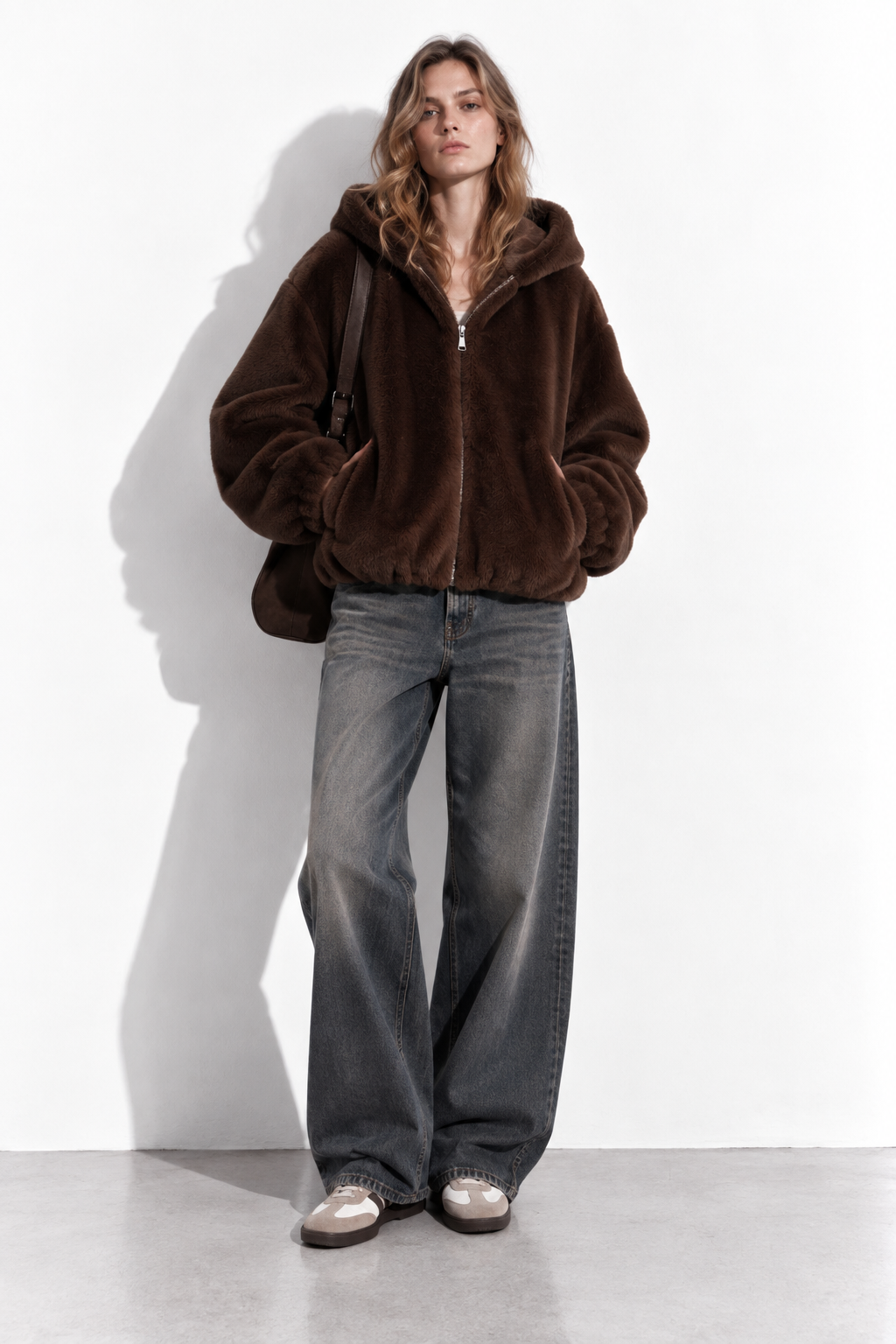 Giacca in Pelliccia Finta con Cappuccio | Stile Invernale