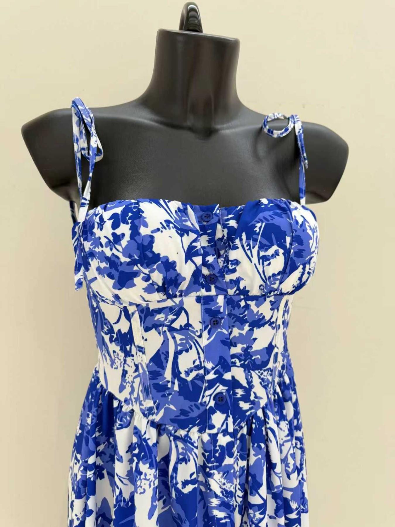 URBANREVERSE Midi Dress Floral Dress Women Summer Dress Strap Dress A Line Dress Flowy Dress Elegant Dress Casual Chic Outfit Beach Dress Holiday Style Fashion Trend Spring Summer Made in Italy