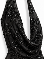 Abito Mini con Scollo Halter e Paillettes | Stile Elegante