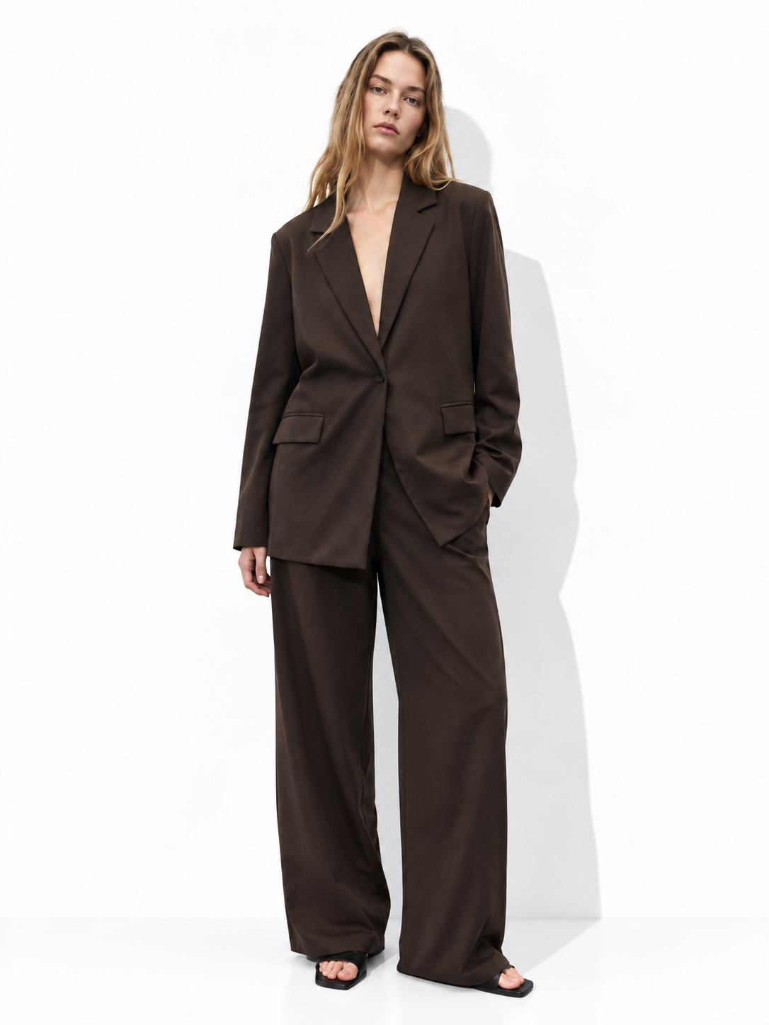 Completo Blazer Strutturato e Pantaloni Oversize