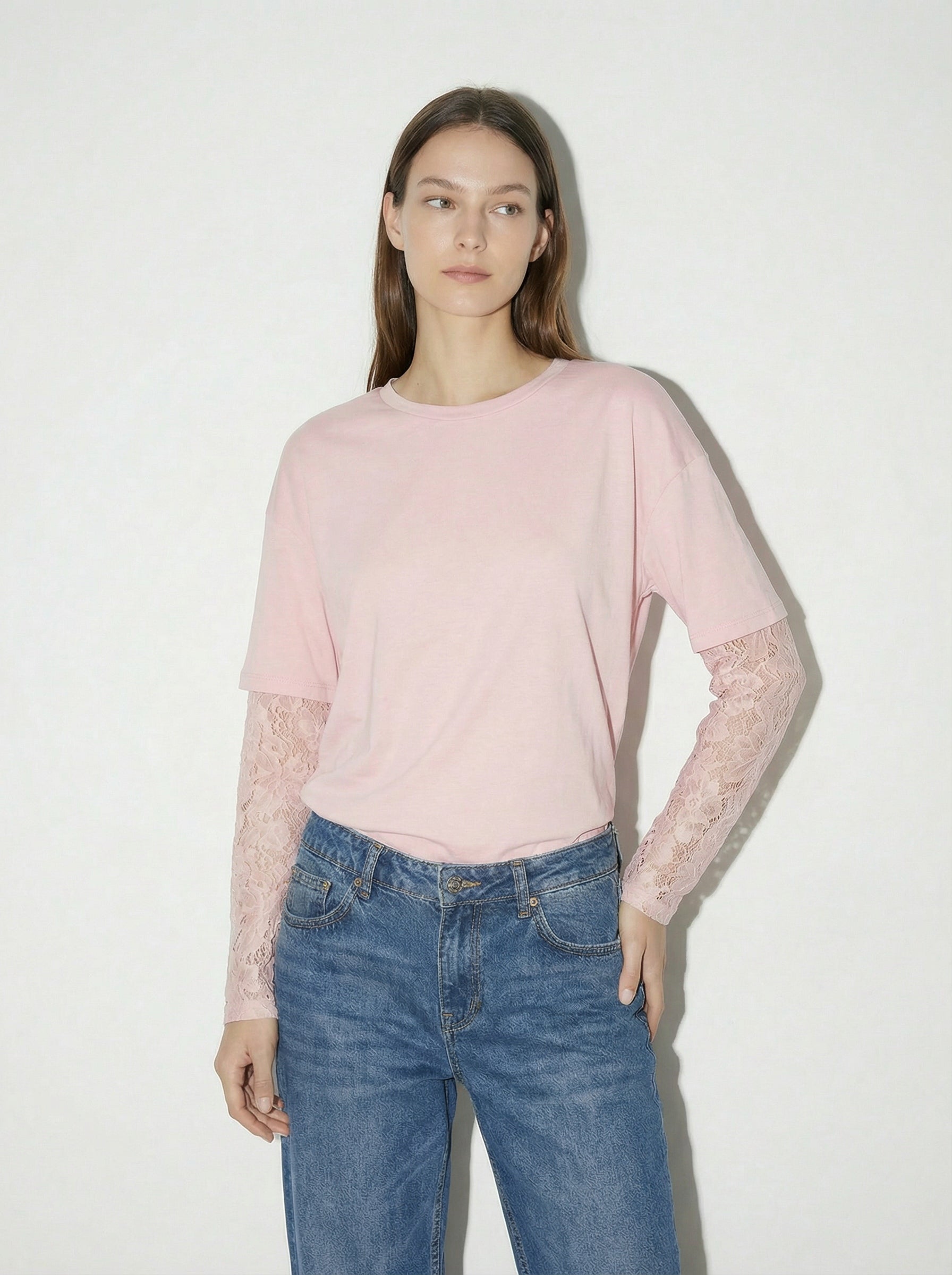 URBANREVERSE Women Lace Sleeve Long Sleeve T Shirt Soft Cotton Blend Relaxed Fit Minimal Chic Casual Feminine Everyday Top Breathable Stretchy Lightweight Trendy Streetwear Round Neck Spring Summer 2026 Fashion Daily Outfit Made in Italy