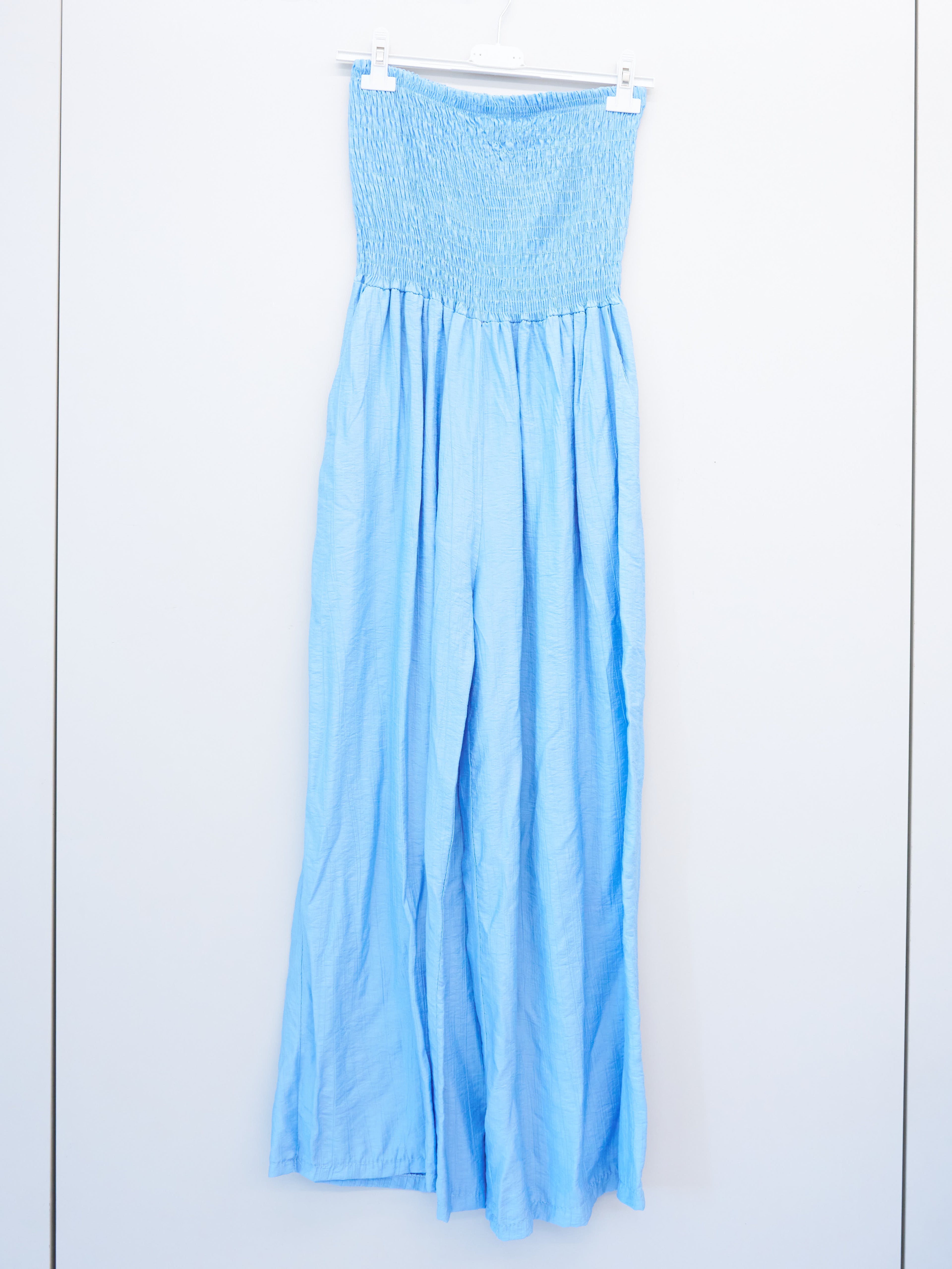 URBANREVERSE Women Strapless Jumpsuit Wide Leg Palazzo Fit Smocked Bandeau Jumpsuit Lightweight Summer Outfit Relaxed Minimal Chic Casual Vacation Beachwear Flowy Loose Fit Made in Italy